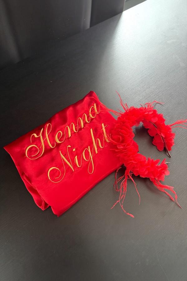 Kına Sabahlık ve Taç Kiralık Set